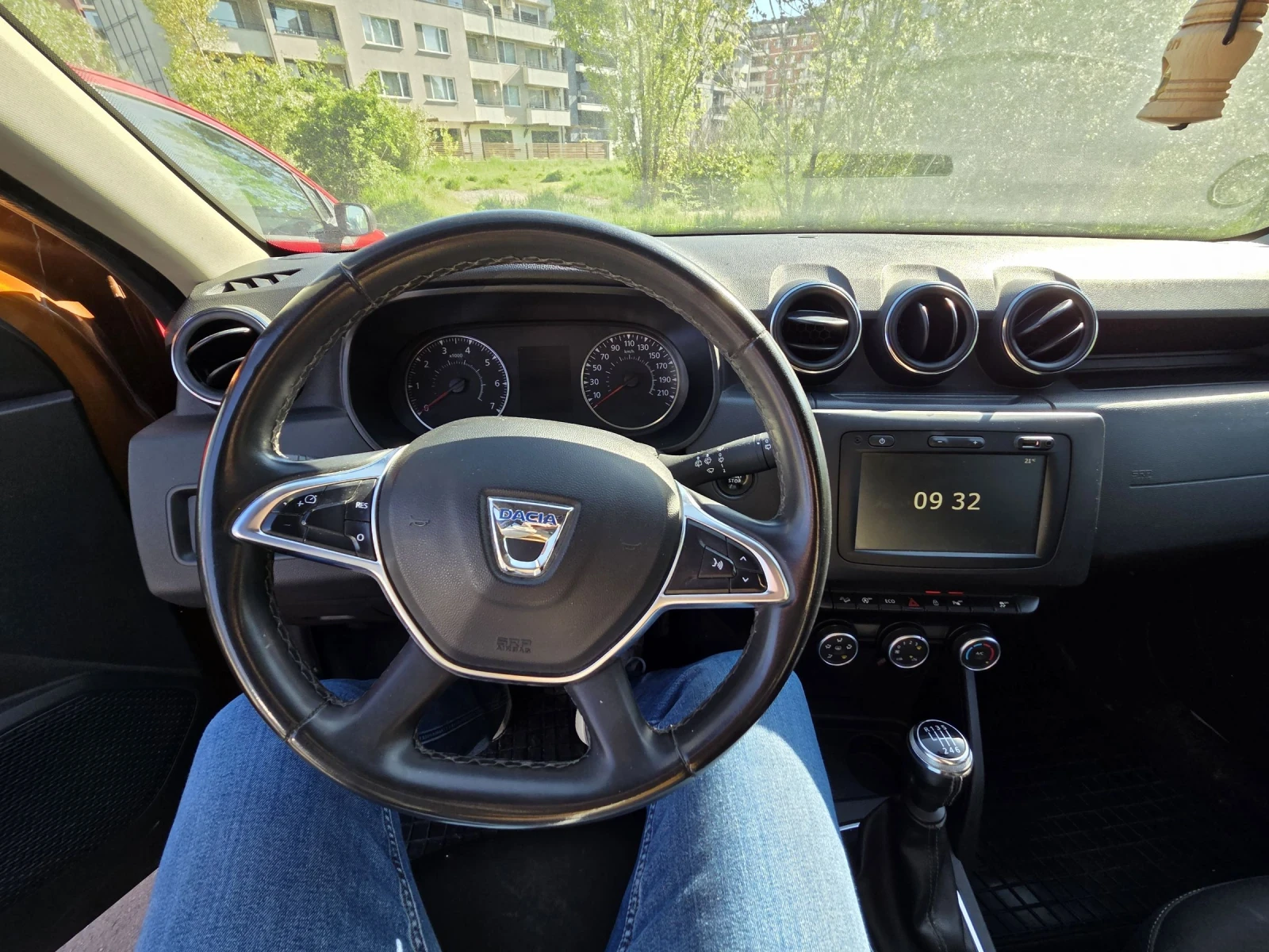 Dacia Duster 1.5DCI-110ps / 4x4 / N1 / keyless, снимка 7 - Автомобили и джипове - 54428228