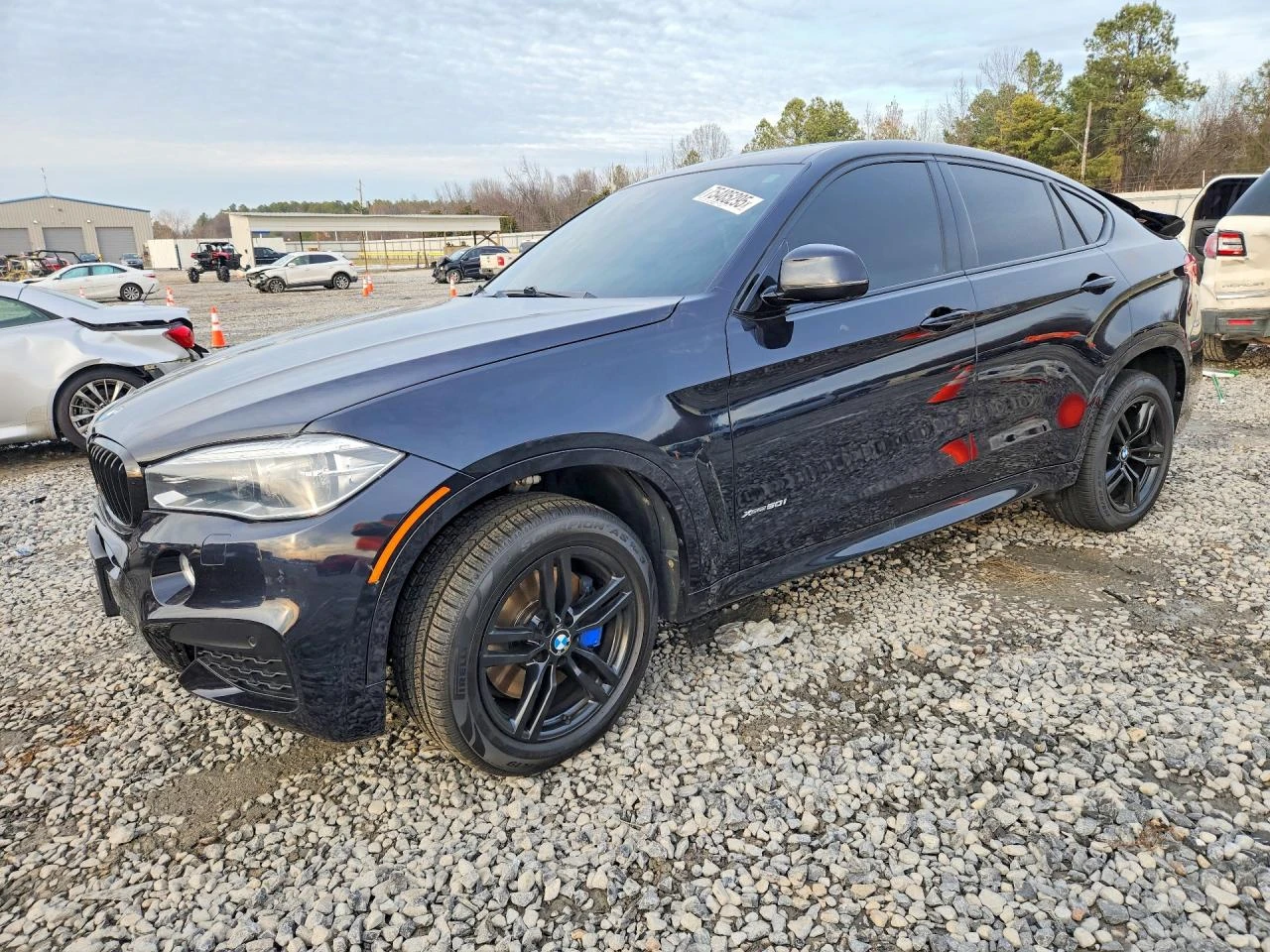 BMW X6 XDRIVE50I| M PKG| HARMAN| HUD| ВАКУУМ| , снимка 2 - Автомобили и джипове - 54556385