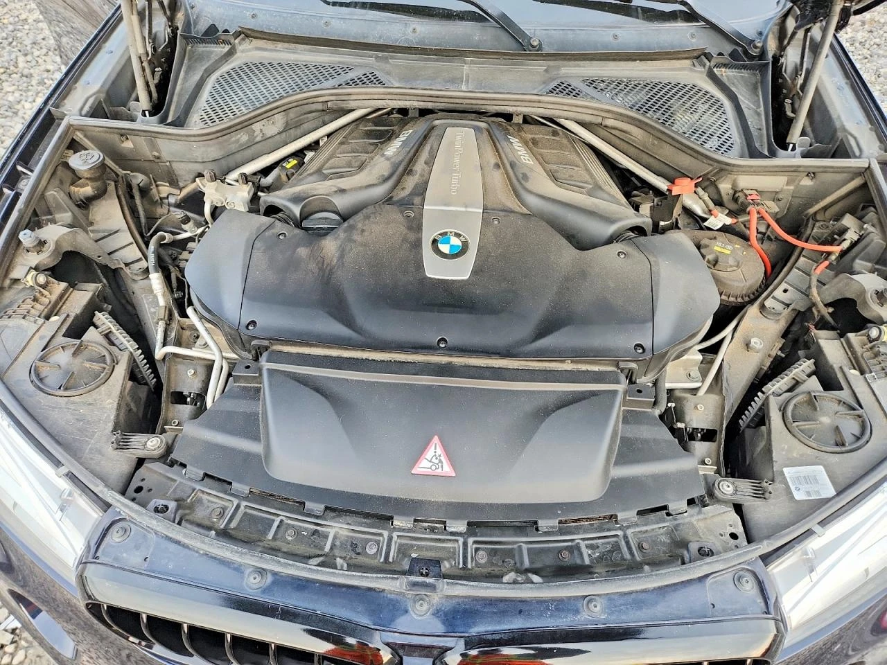BMW X6 XDRIVE50I| M PKG| HARMAN| HUD| ВАКУУМ| , снимка 11 - Автомобили и джипове - 54556385