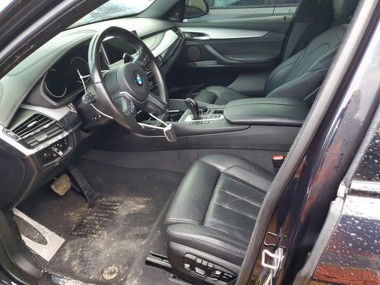 BMW X6 XDRIVE50I| M PKG| HARMAN| HUD| ВАКУУМ| , снимка 7 - Автомобили и джипове - 54556385