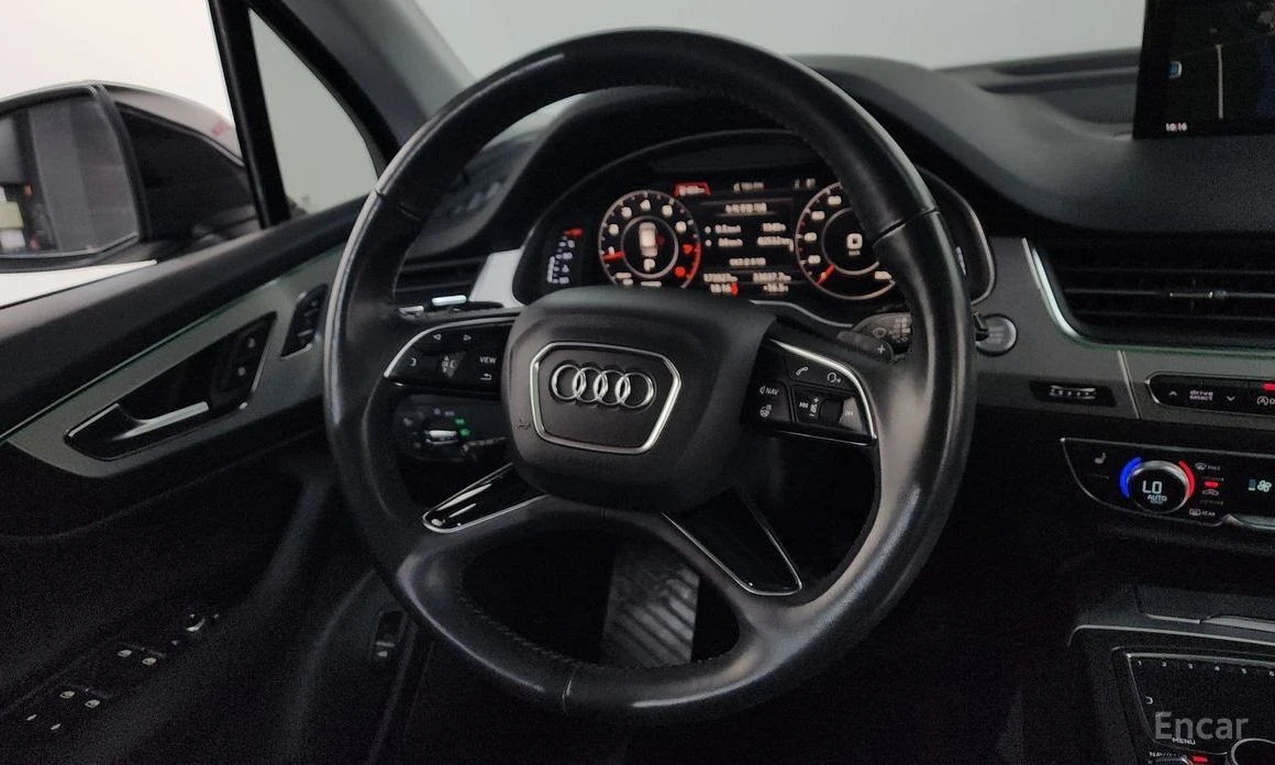 Audi Q7, снимка 12 - Автомобили и джипове - 54679208