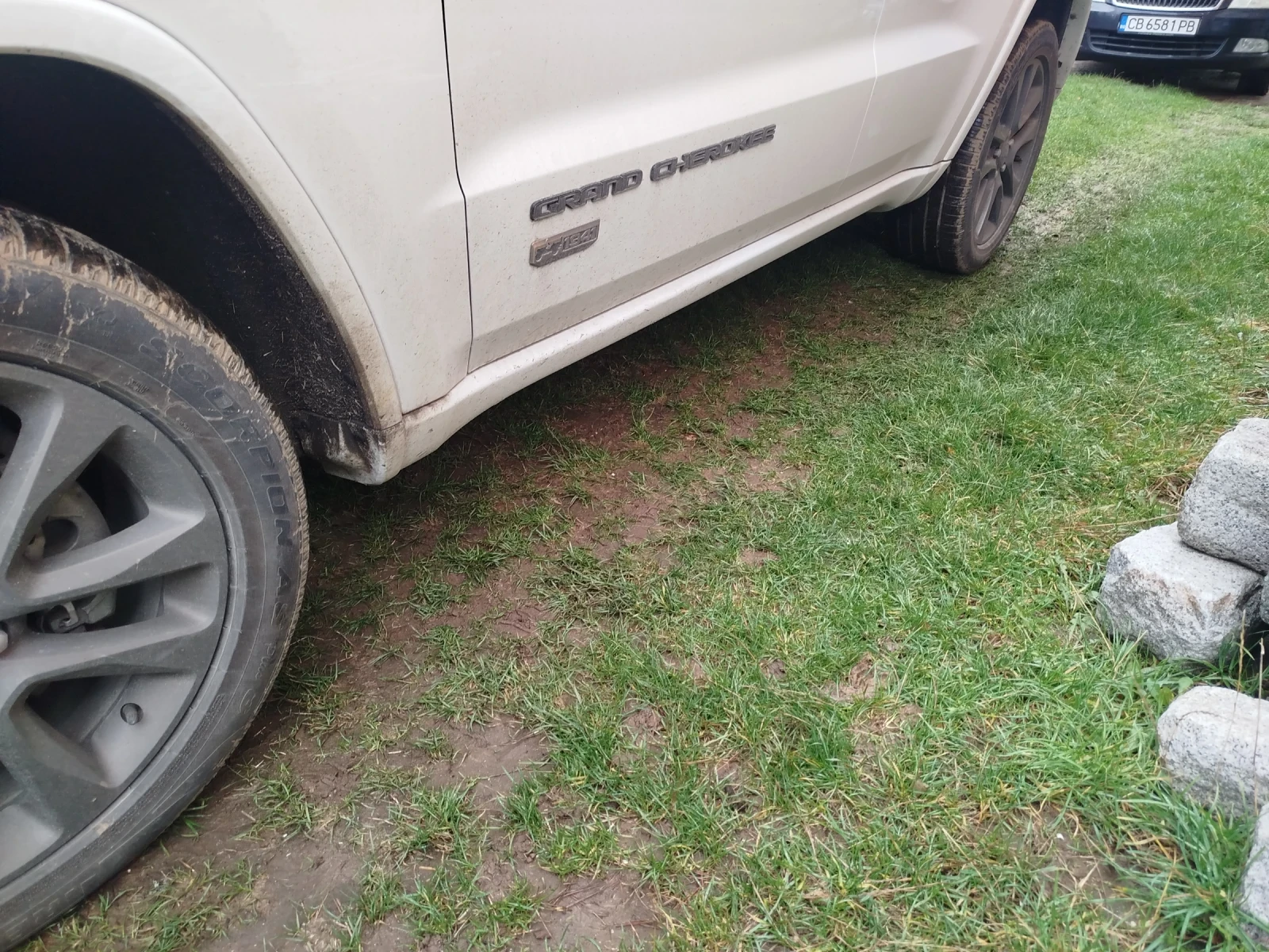 Jeep Grand cherokee, снимка 3 - Автомобили и джипове - 55292556
