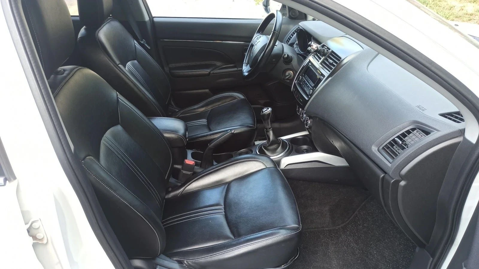 Mitsubishi ASX 1.6 MIVEC ������, 117 �.�., 5-�������� ����� ����� | Mobile.bg � ����������� 6
