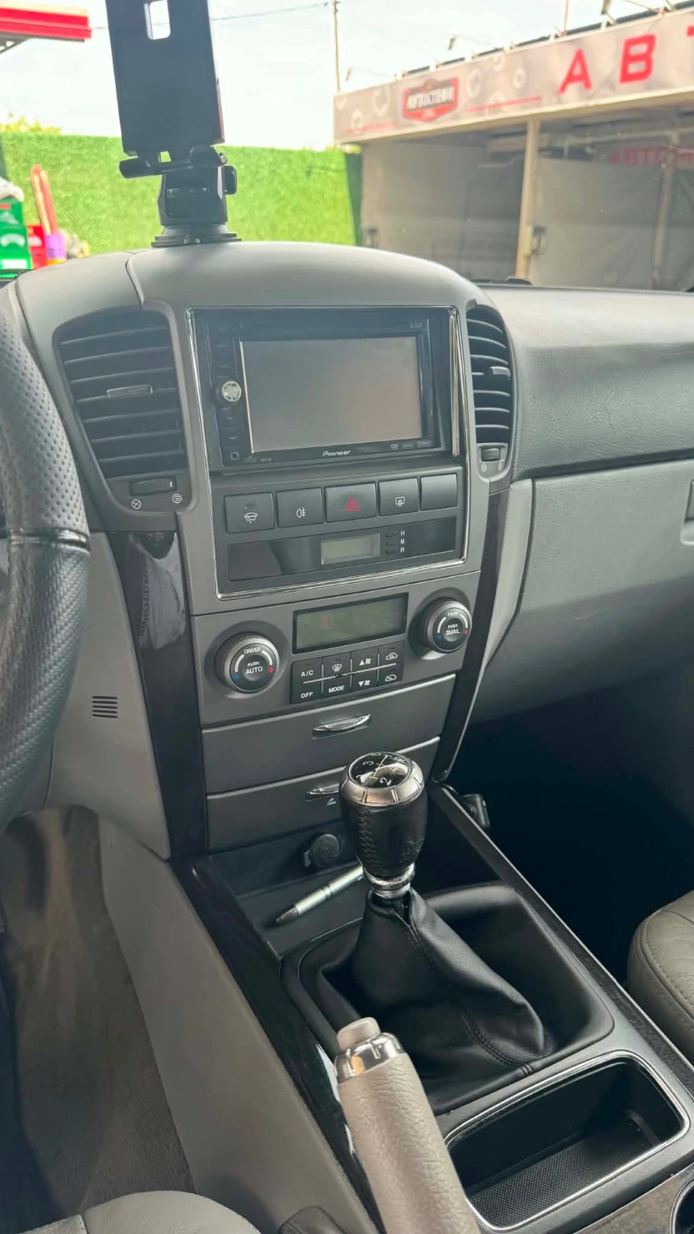 Kia Sorento, снимка 6 - Автомобили и джипове - 55828174