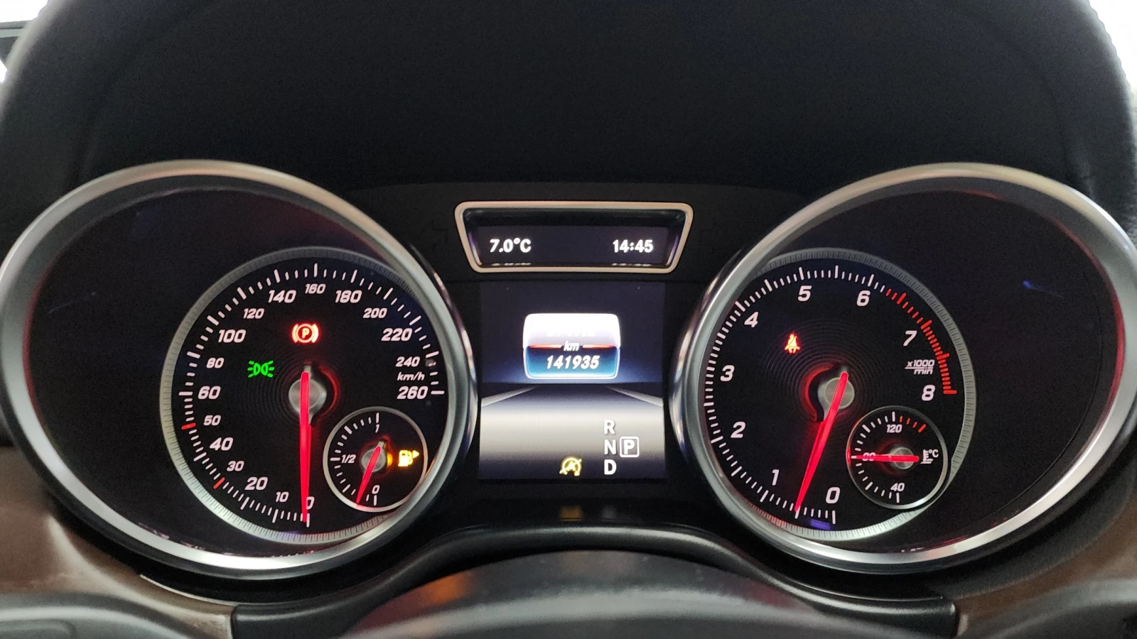 Mercedes-Benz GLS 500 4.7 V8 4MATIC , снимка 7 - Автомобили и джипове - 56071275