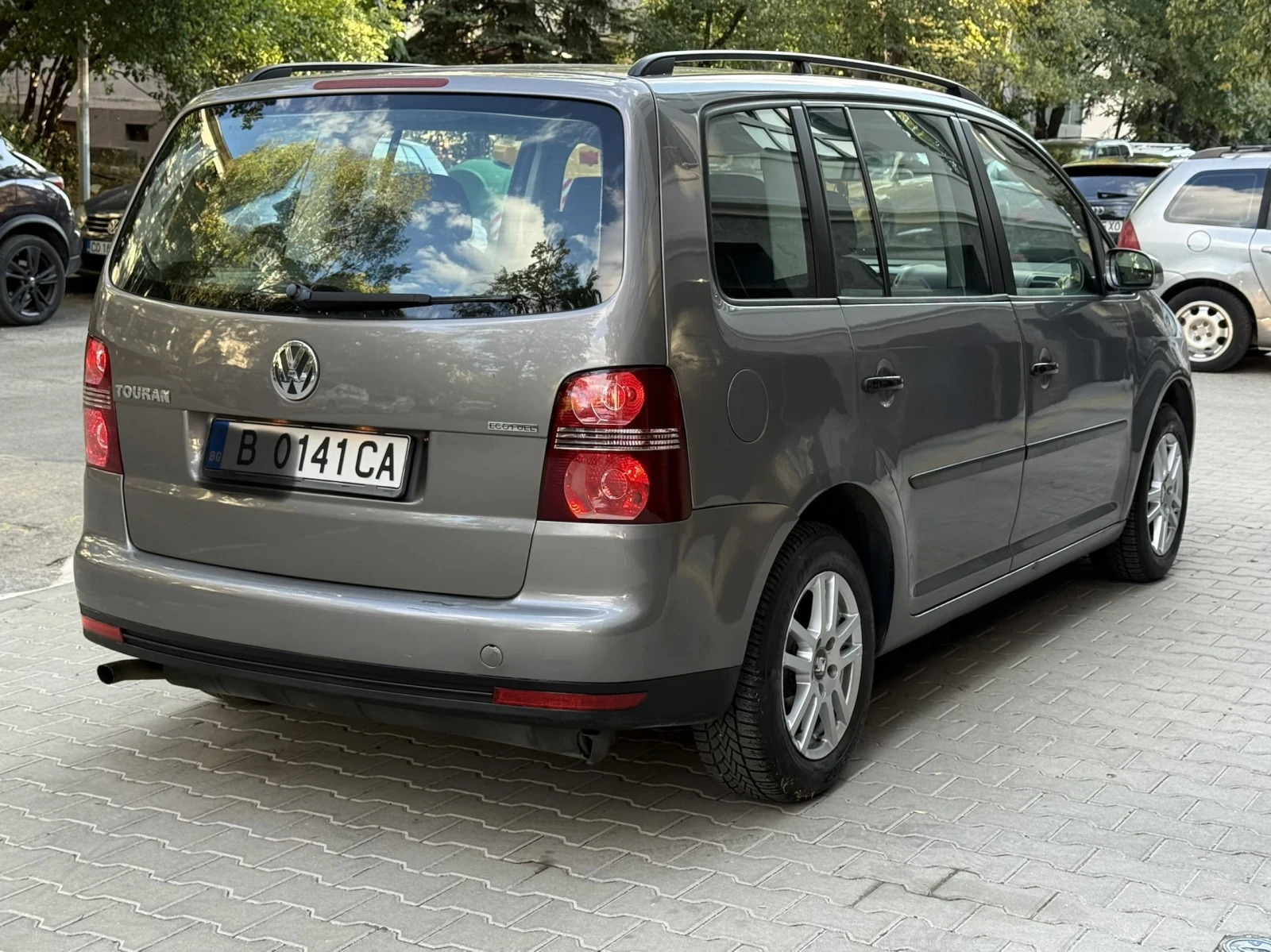 VW Tayron 2.0 фабрична газ 7 местен, снимка 4 - Автомобили и джипове - 56133050