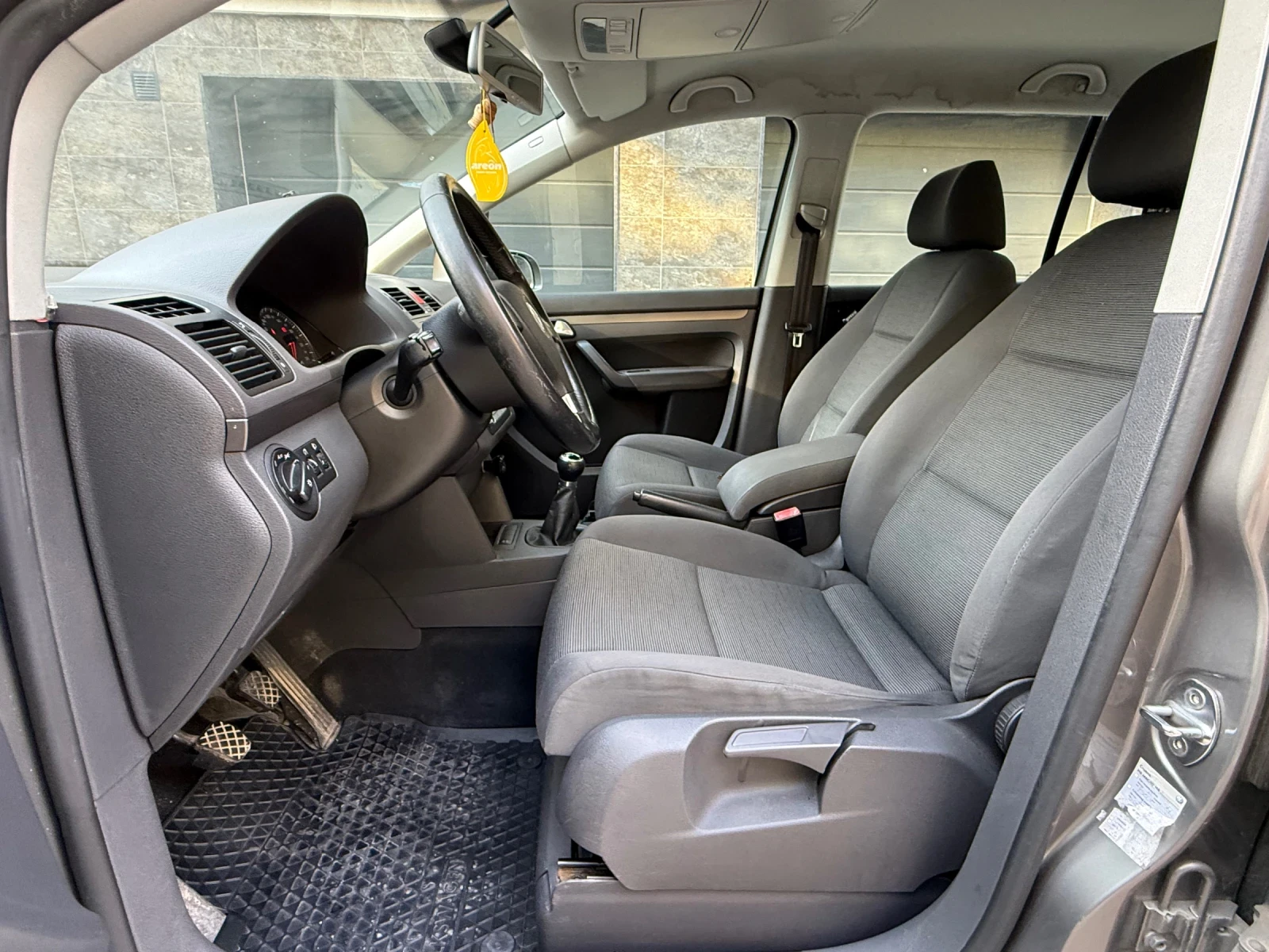 VW Tayron 2.0 фабрична газ 7 местен, снимка 10 - Автомобили и джипове - 56133050