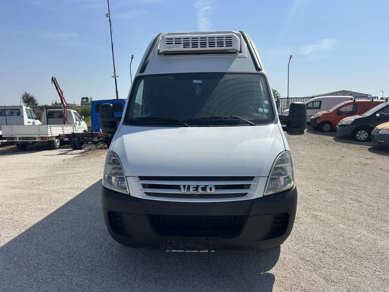 Iveco 35c15 Хладилен, снимка 3 - Бусове и автобуси - 51678603