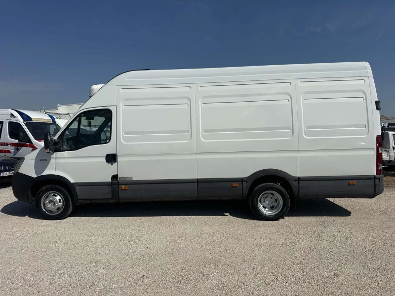 Iveco 35c15 Хладилен, снимка 8 - Бусове и автобуси - 51678603