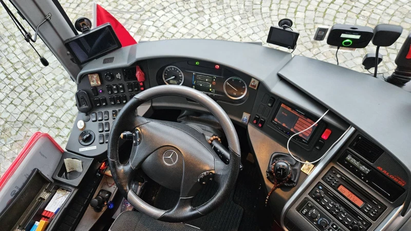 Mercedes-Benz Travego RHD17, снимка 9 - Бусове и автобуси - 53503621