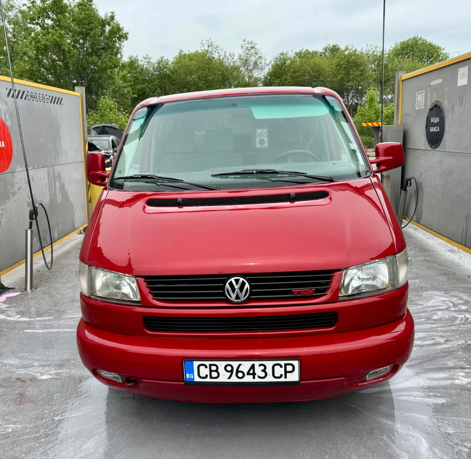 VW Caravelle T4 2.5 - изображение 2