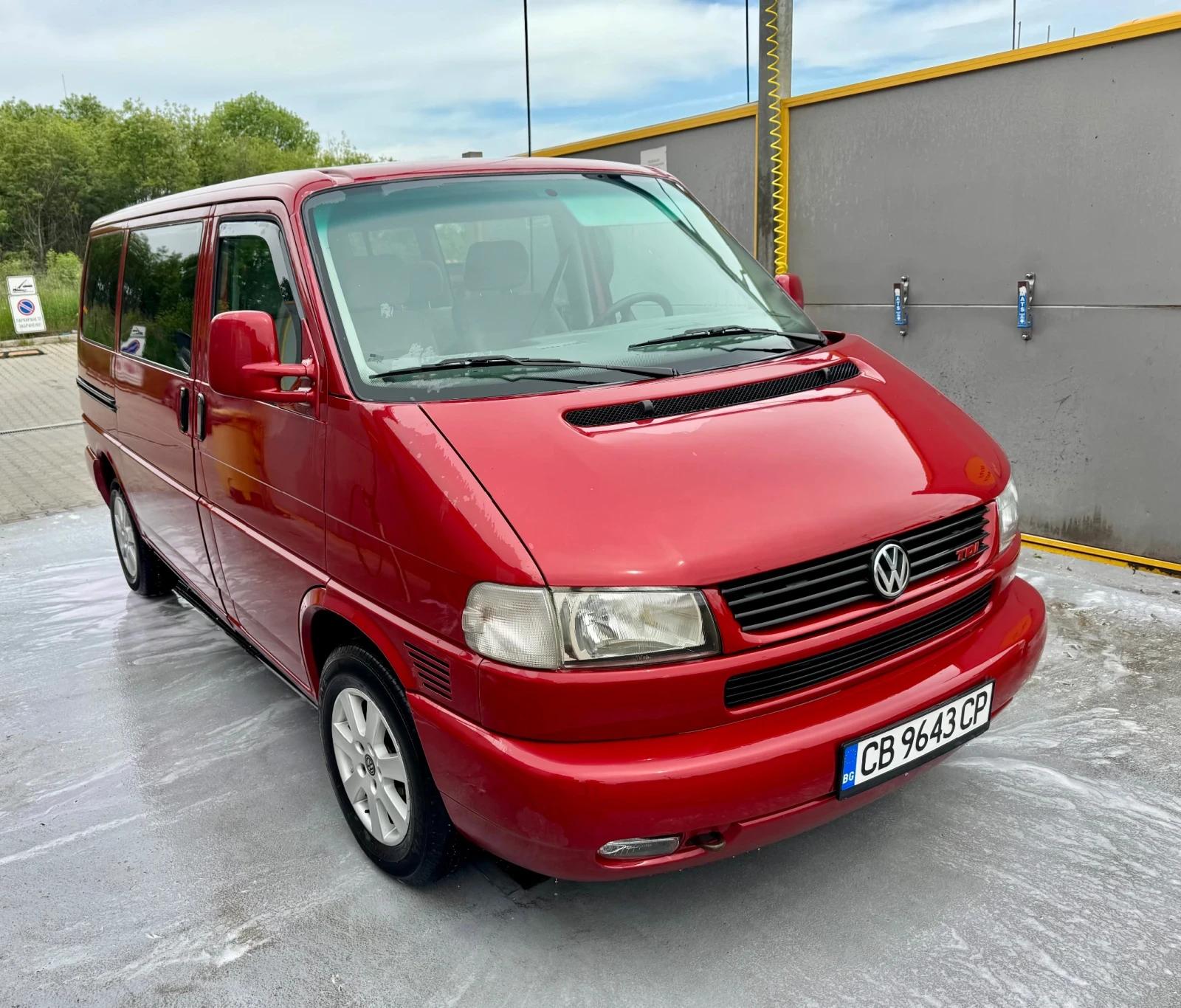 VW Caravelle T4 2.5 - изображение 3