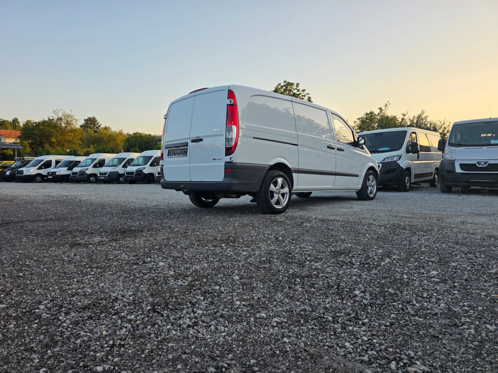 Mercedes-Benz Vito 2.2cdi, снимка 11 - Бусове и автобуси - 55425961