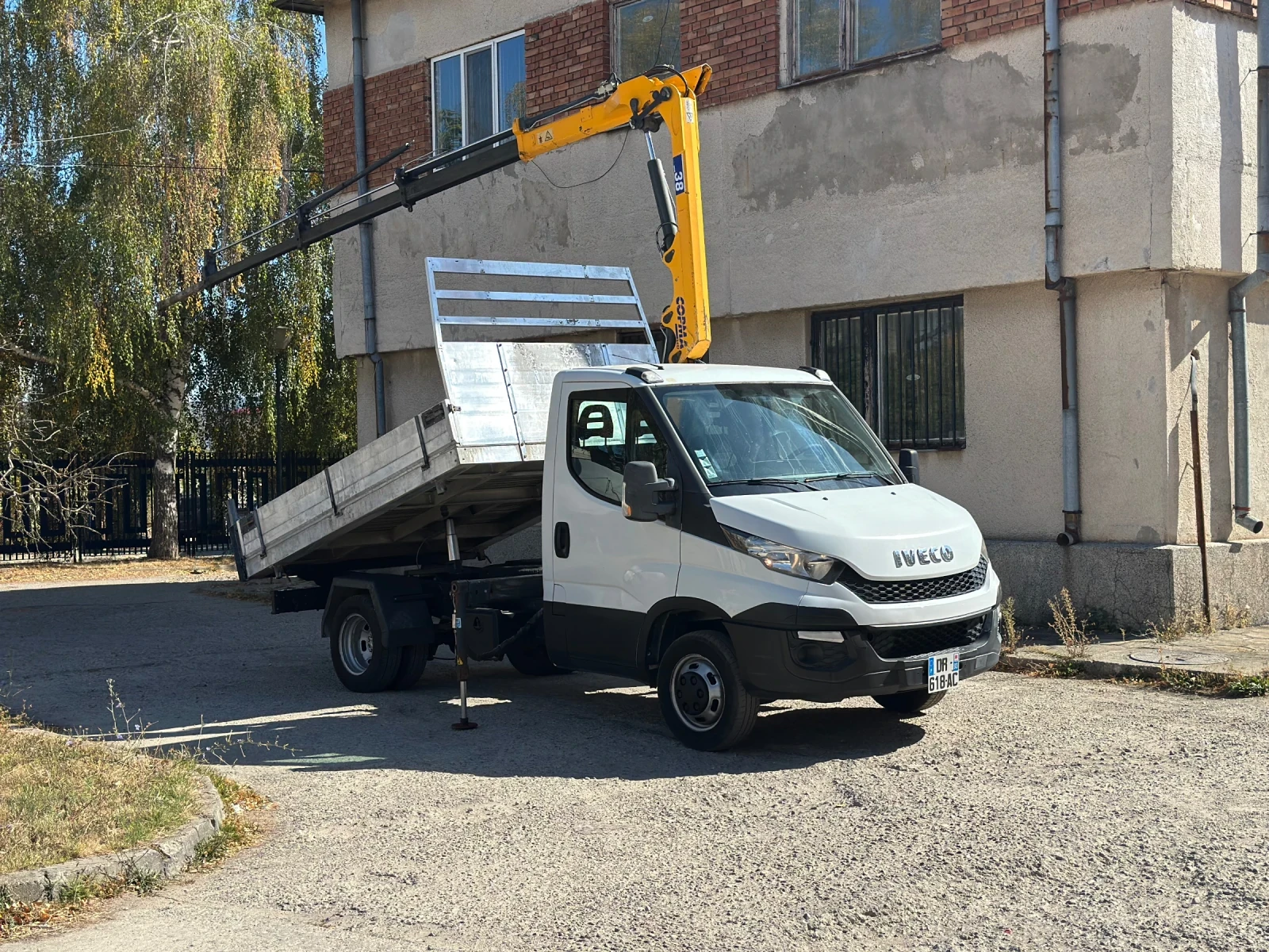 Iveco Daily Самосвал+ кран 11м, N1 ТОР състояние