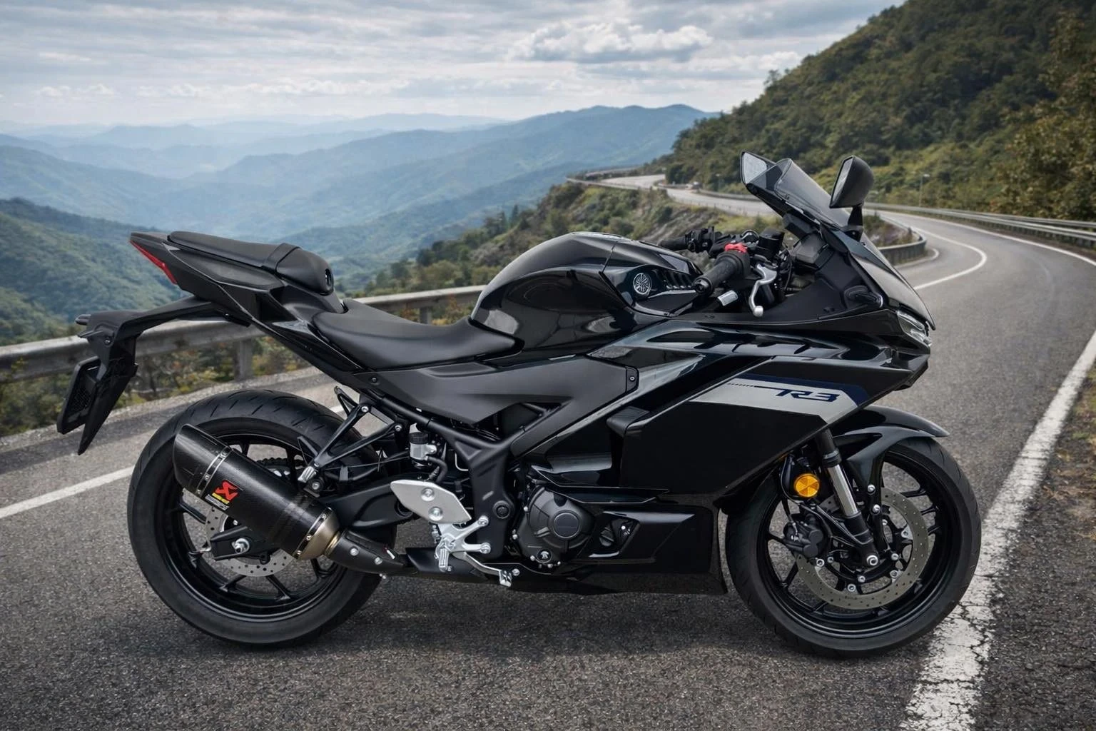 Yamaha R 3, снимка 1