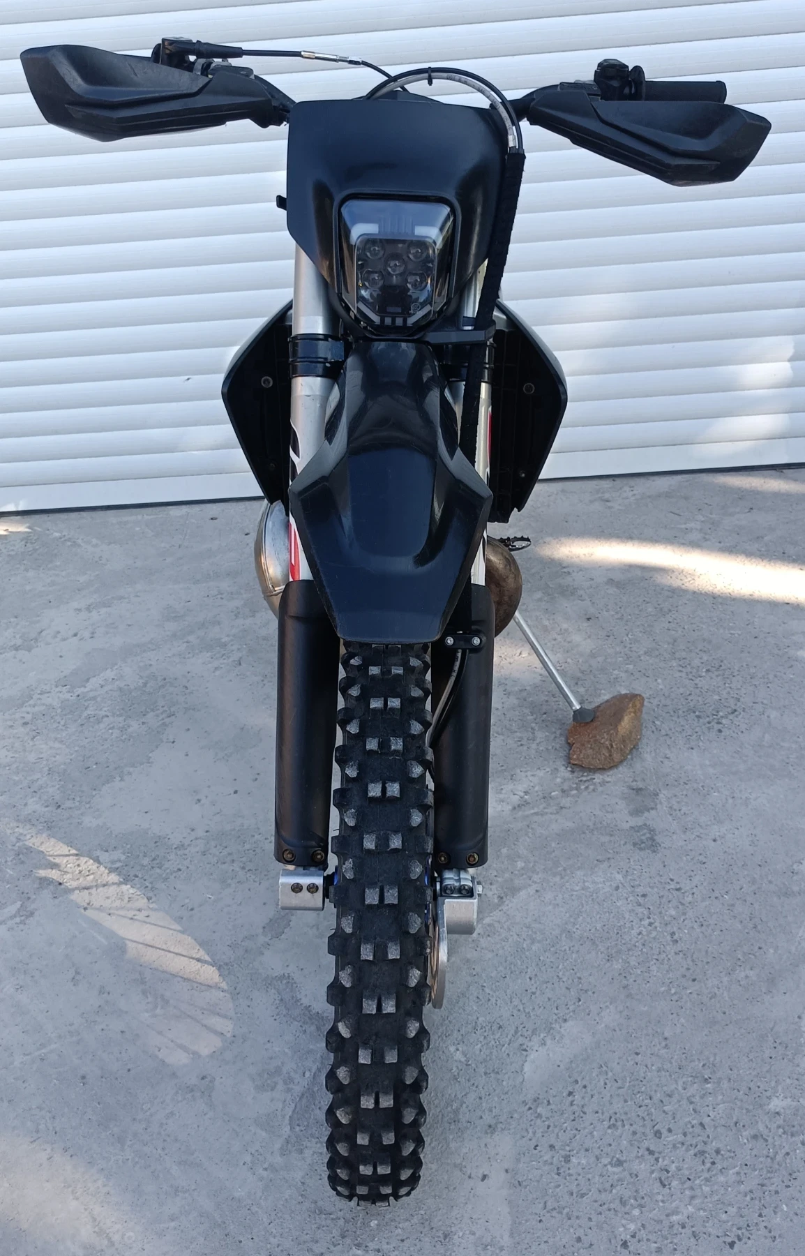 Husqvarna TE 300 Регистриран - изображение 2