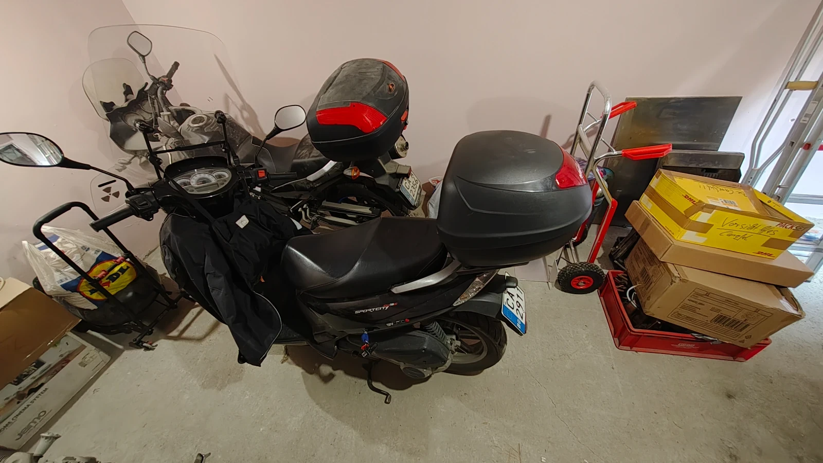 Aprilia 250 Sportcity 300 cube