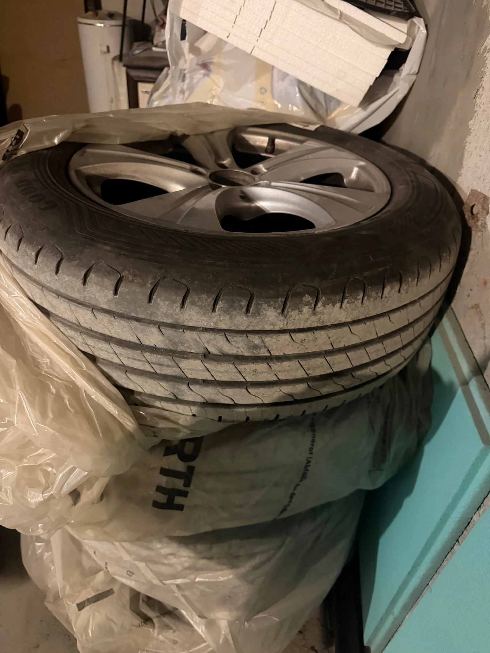 ���� � ������ 235/60R18 �� Mercedes-Benz GLC | Mobile.bg � ����������� 2
