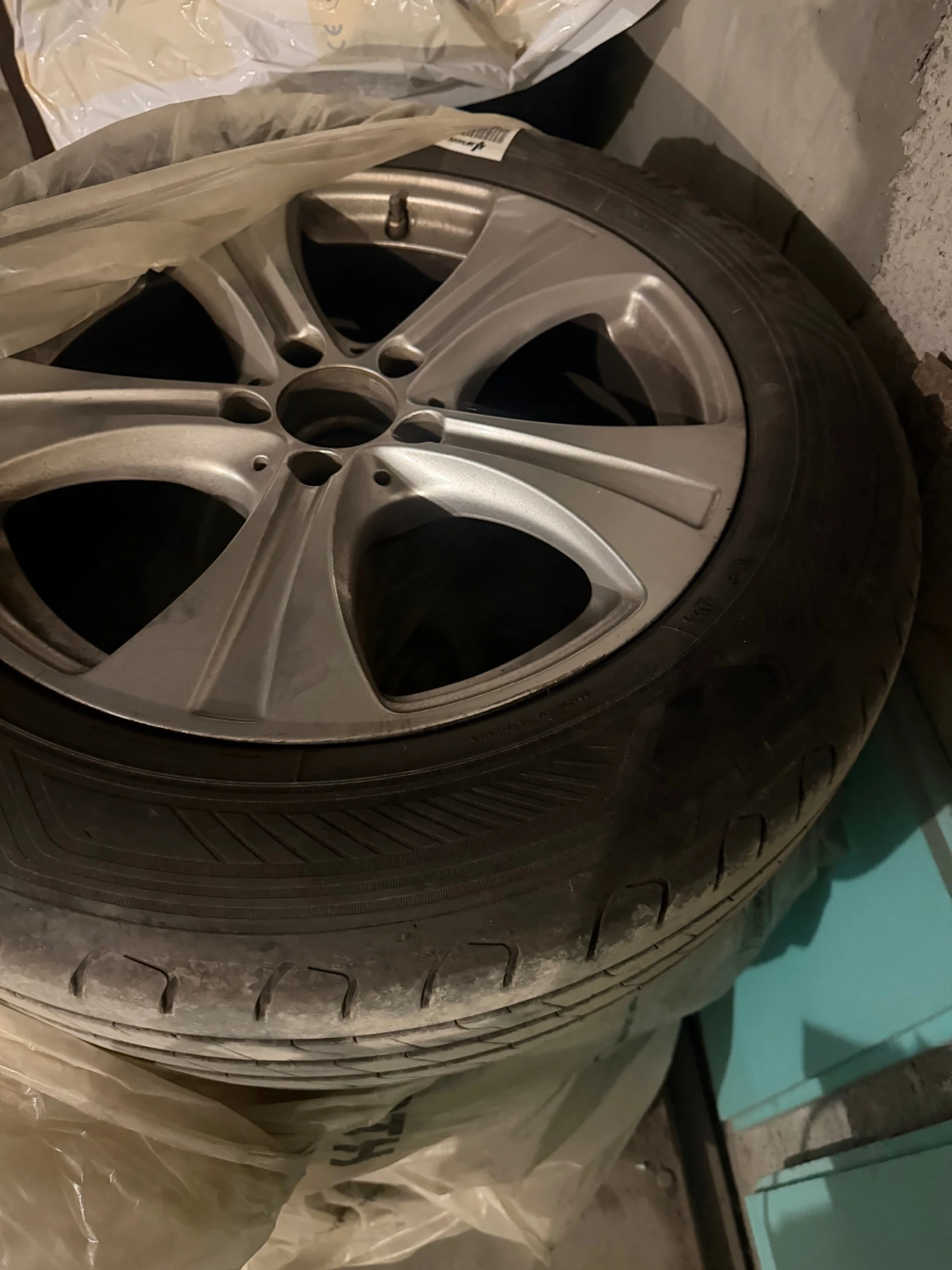 ���� � ������ 235/60R18 �� Mercedes-Benz GLC | Mobile.bg � ����������� 1