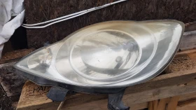 Peugeot 107 1.0i ляв фар и стоп, снимка 1