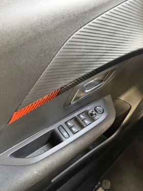 Peugeot 208 1.2, снимка 12