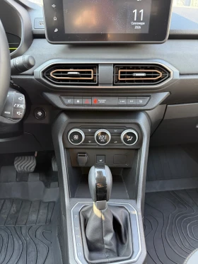 Dacia Jogger EXTREME 1.6 HYBRID ГАРАНЦИОННА, снимка 13