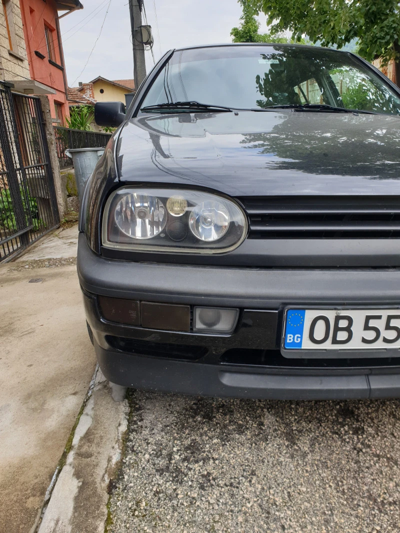 VW Golf TDI- GTI 20 YEARS ANIVERSARY EDITION, снимка 12 - Автомобили и джипове - 47501698