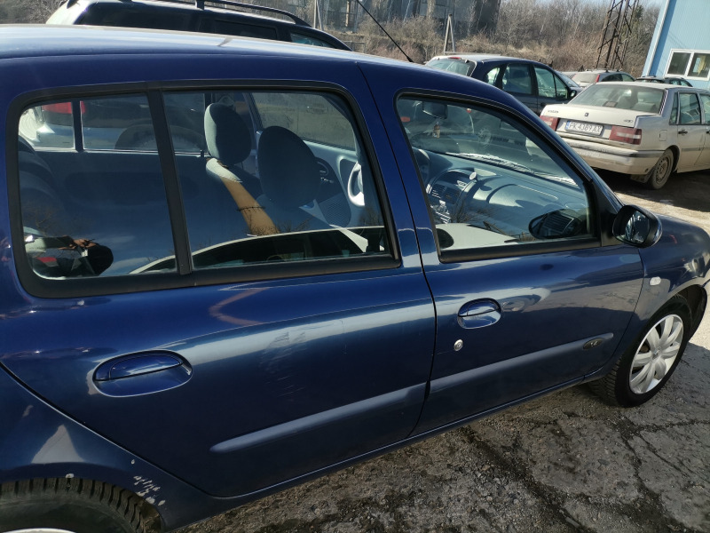Renault Clio, снимка 3 - Автомобили и джипове - 45695576