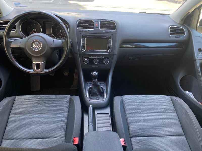 VW Golf, снимка 11 - Автомобили и джипове - 47168935