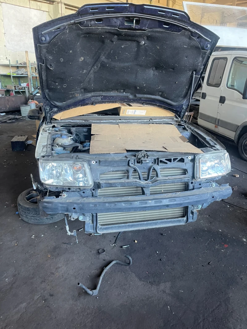 VW Bora, снимка 2 - Автомобили и джипове - 47861325