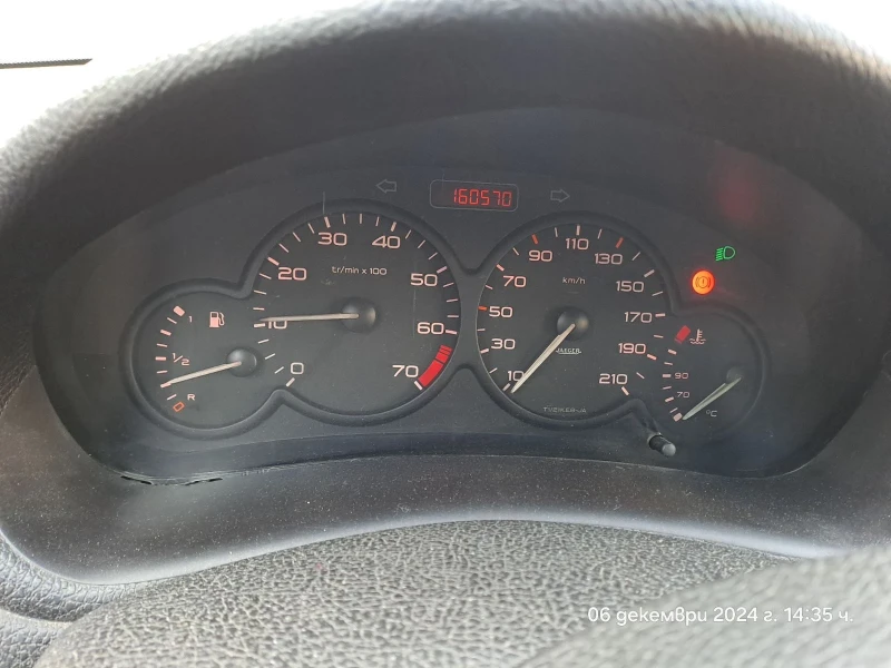 Peugeot 206, снимка 6 - Автомобили и джипове - 48248404