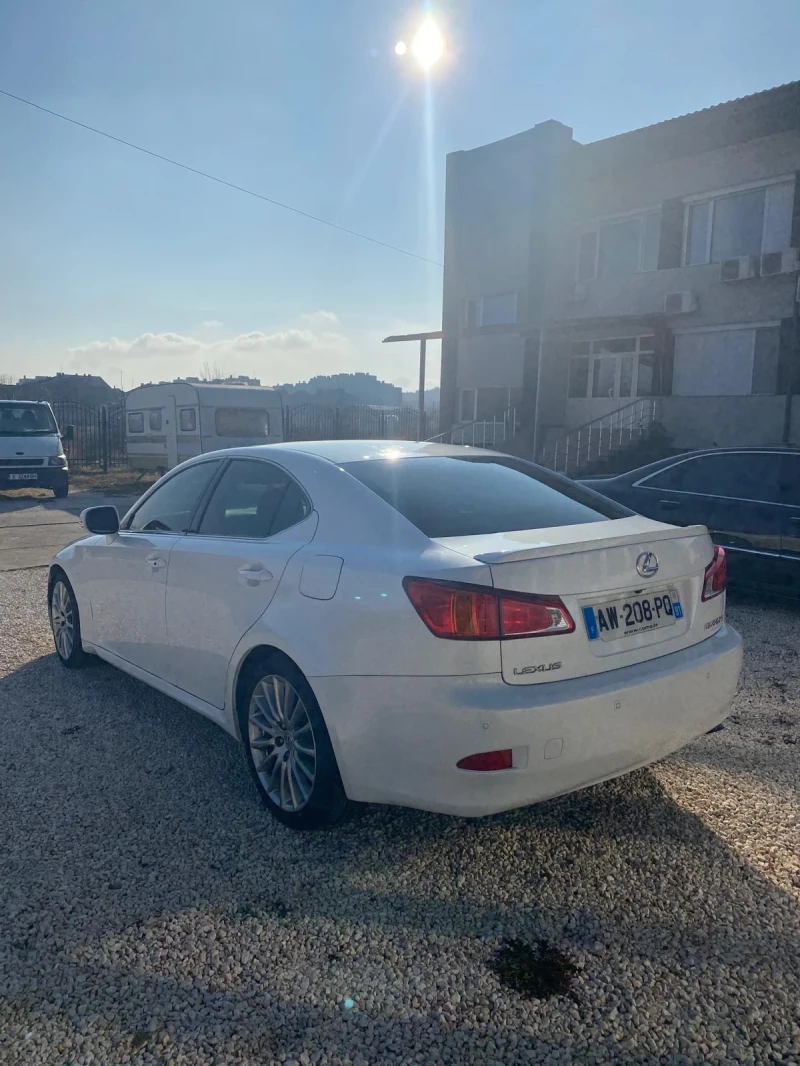 Lexus IS 220d 220d, снимка 4 - Автомобили и джипове - 48374668