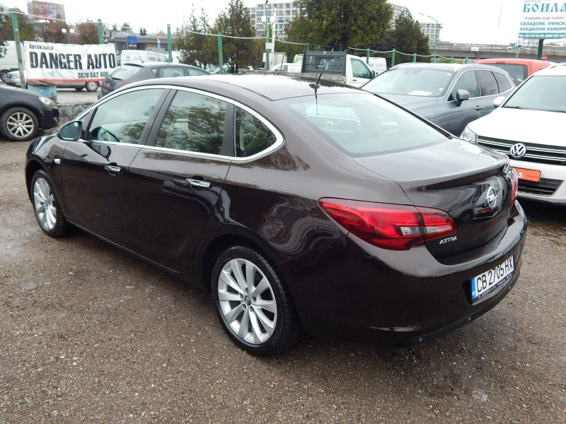 Opel Astra 1.6i* ГАЗОВ ИНЖЕКЦИОН* , снимка 6 - Автомобили и джипове - 49728393