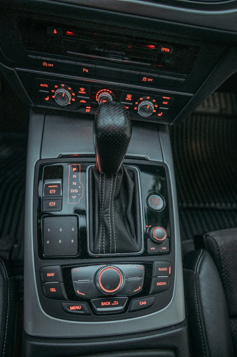 Audi A6 Avant S Line , снимка 8 - Автомобили и джипове - 52382343