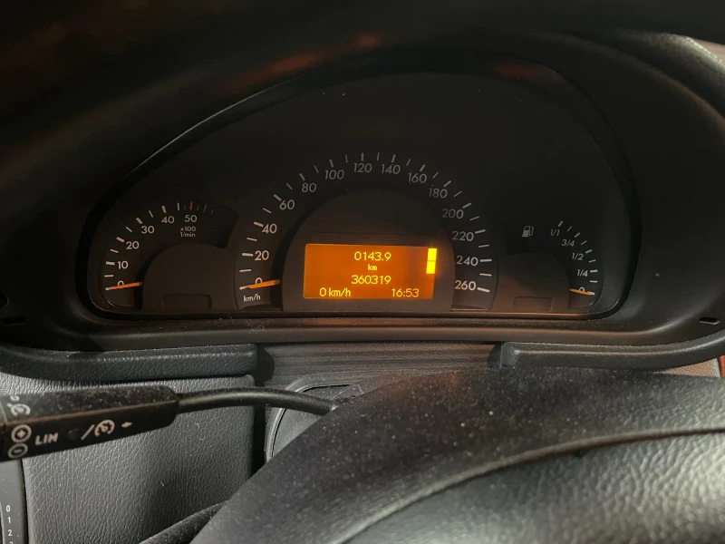 Mercedes-Benz C 200 2000, снимка 7 - Автомобили и джипове - 52654459