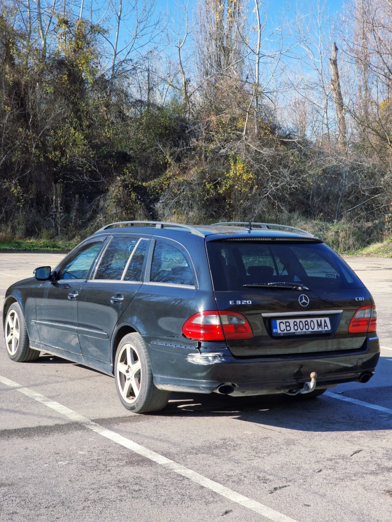 Mercedes-Benz E 320, снимка 3 - Автомобили и джипове - 52686210