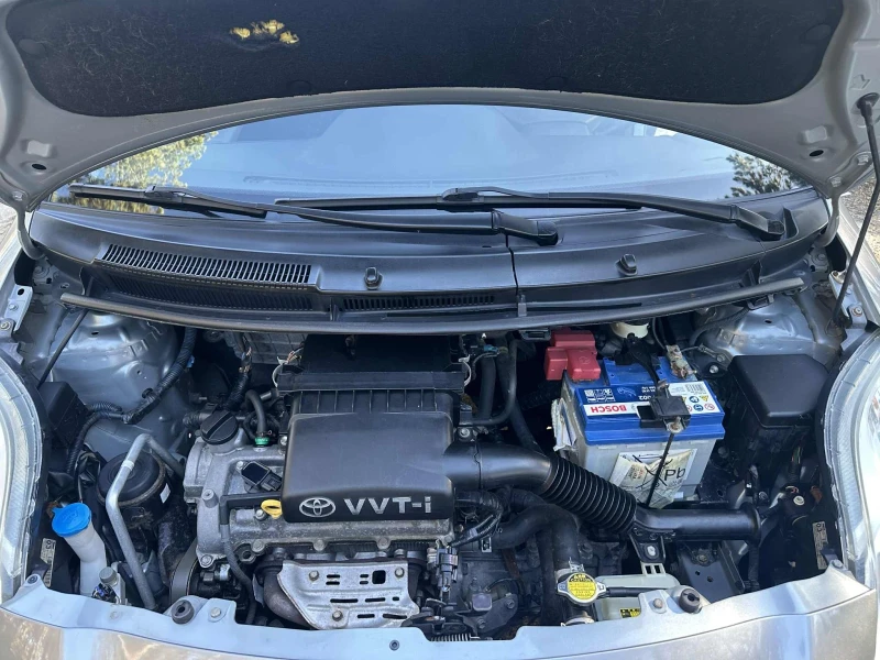 Toyota Yaris, снимка 15 - Автомобили и джипове - 52794990