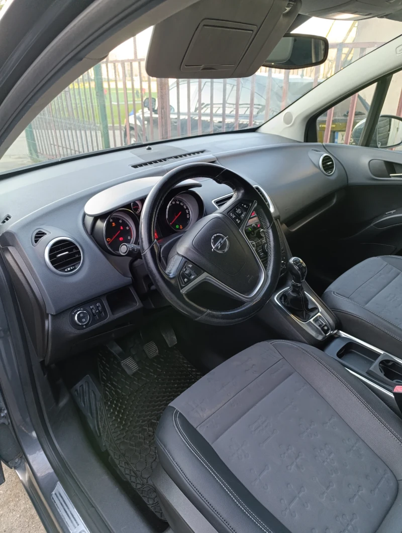 Opel Meriva 1.7, снимка 15 - Автомобили и джипове - 53111968