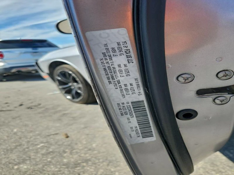 Dodge Challenger 3.6L 6 Rear-wheel drive, снимка 4 - Автомобили и джипове - 53144445