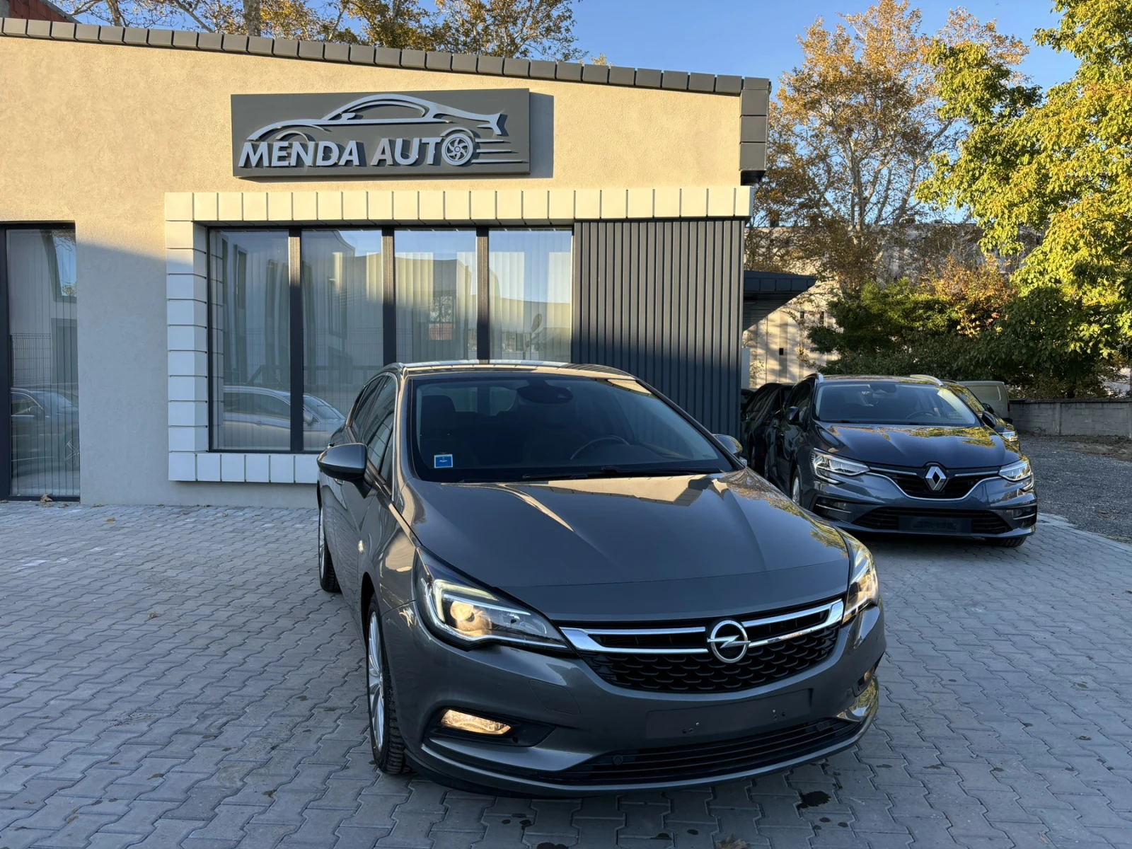 Opel Astra 1.6 CDTI INNOVATION, снимка 1