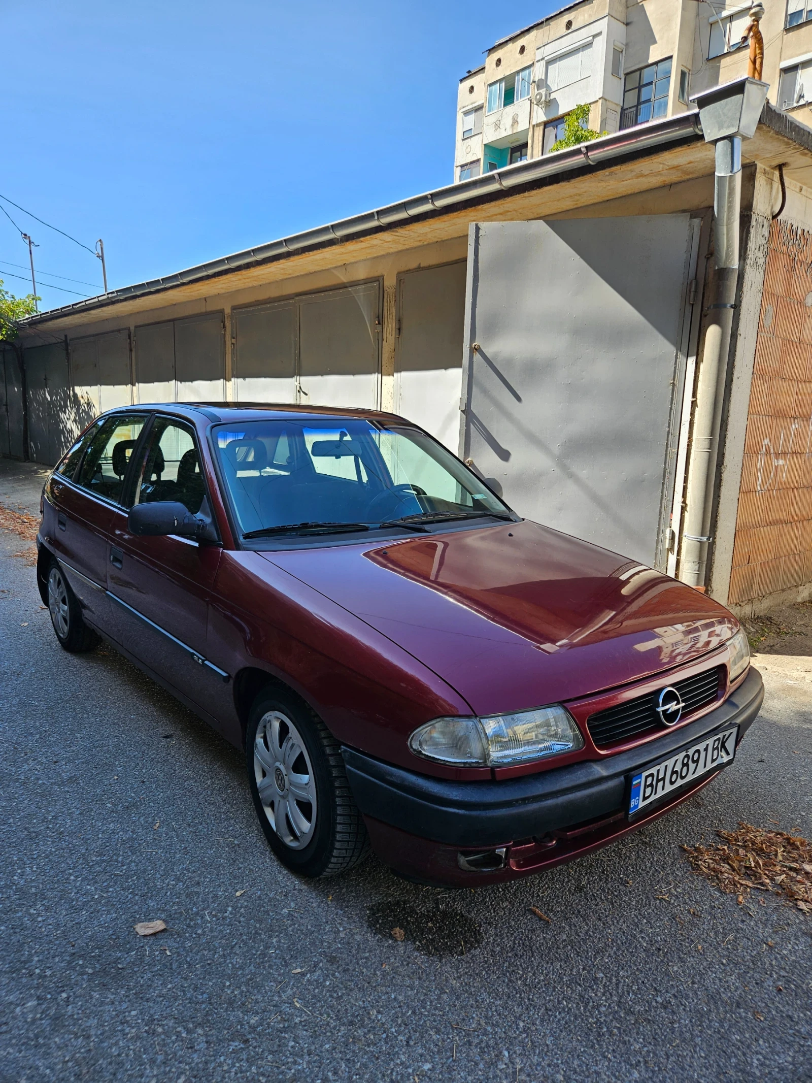 Opel Astra 1.6 ekotec , снимка 1