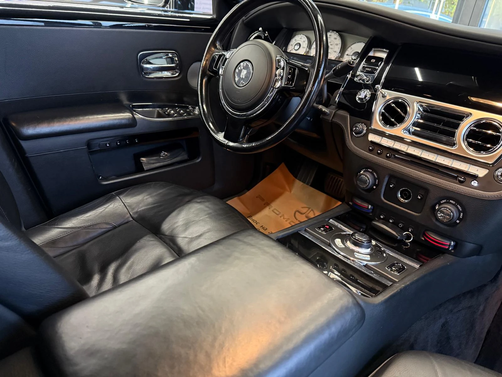 Rolls-Royce Ghost 6.6 V12* *  | Mobile.bg   17