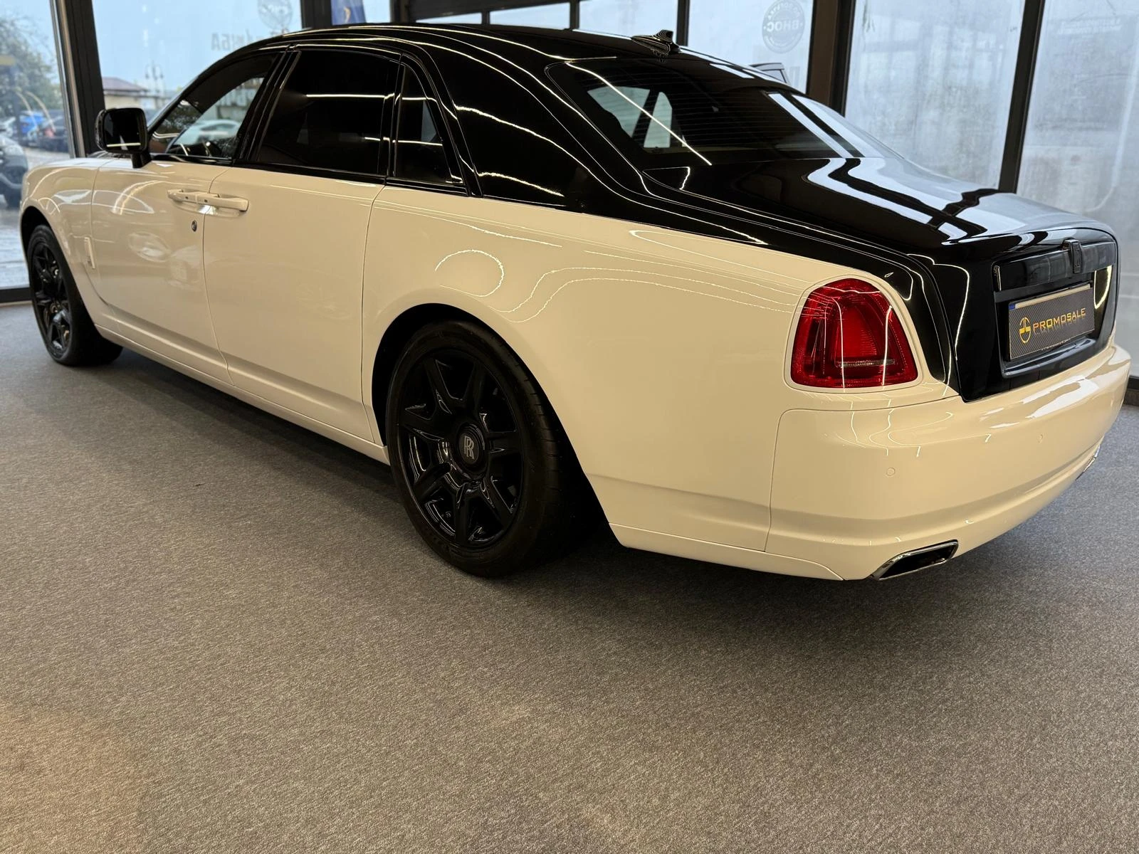 Rolls-Royce Ghost 6.6 V12* *  | Mobile.bg   14