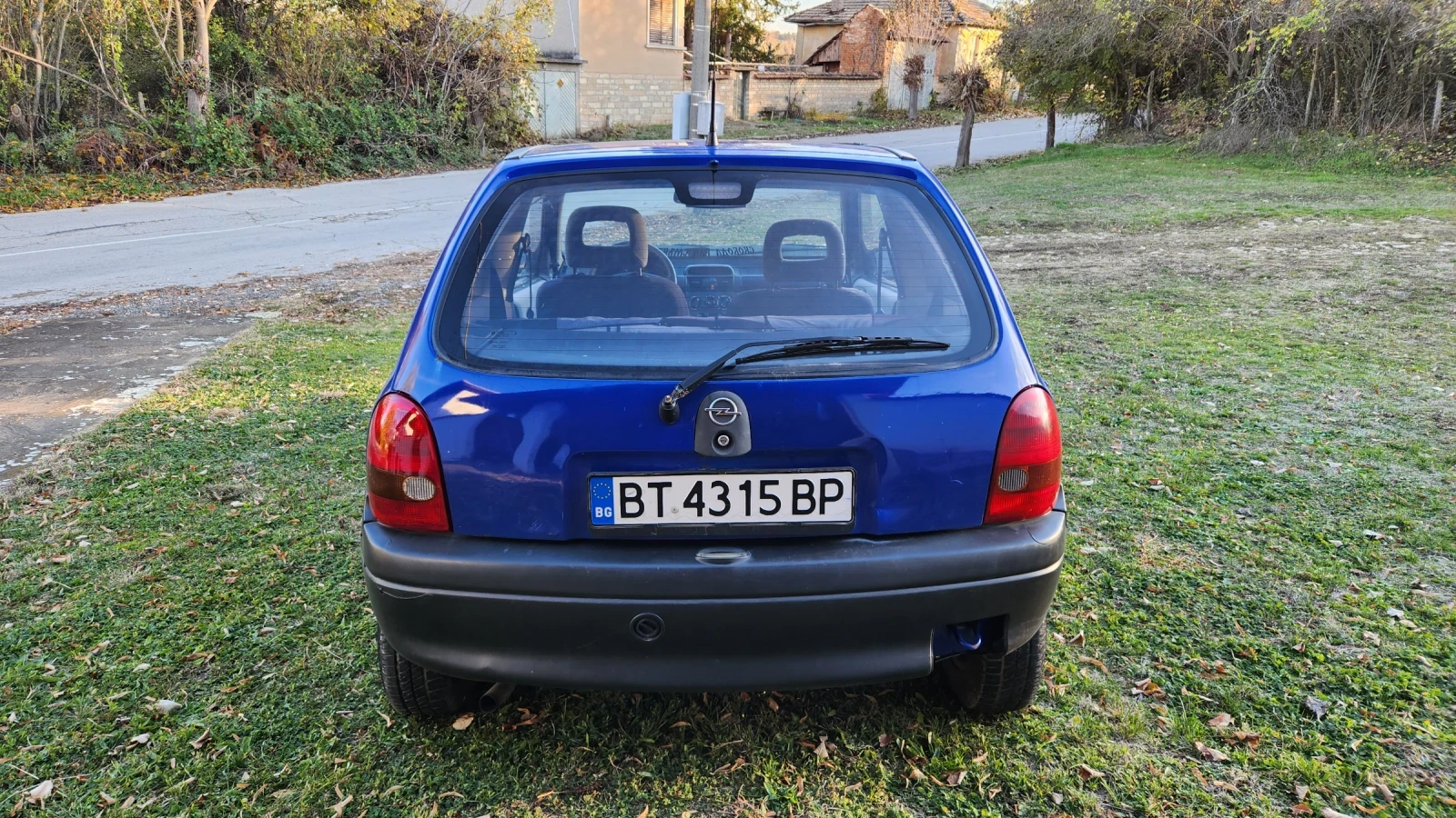 Opel Corsa 1000 - изображение 4