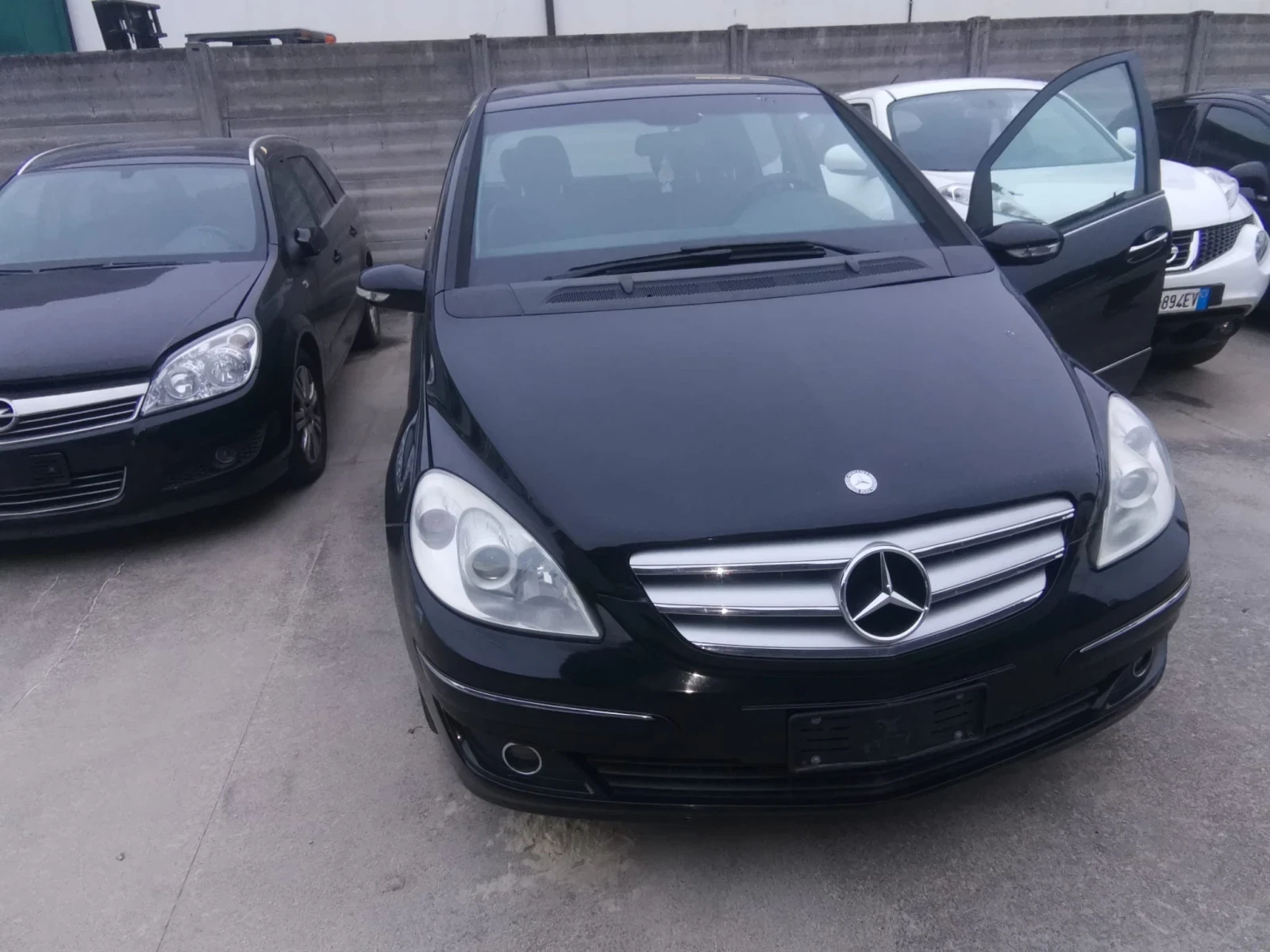 Mercedes-Benz B 180 Sport 2008, КОЖА, 17 цола джанти  - изображение 2