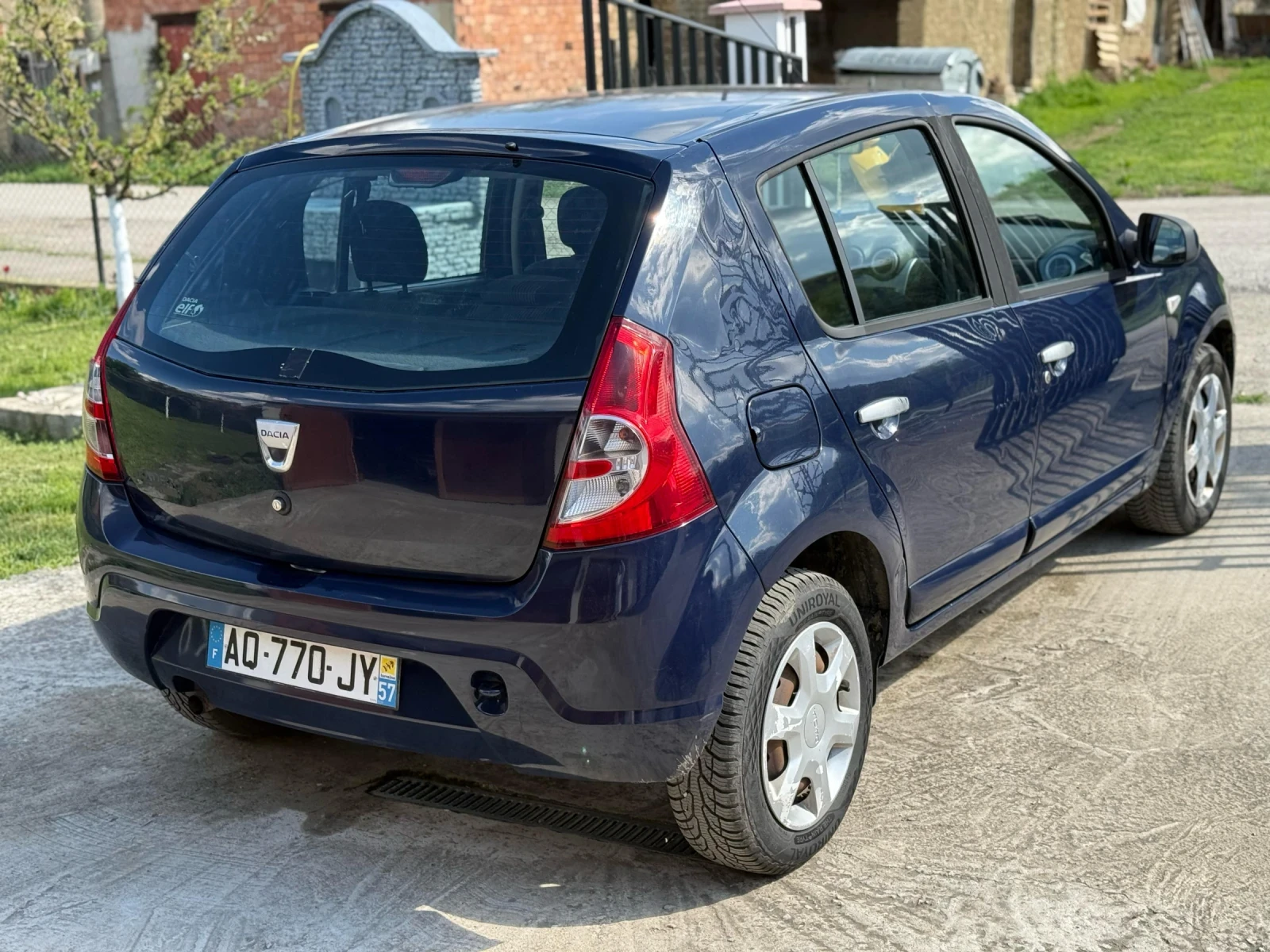 Dacia Sandero 1.4 бензин газ - изображение 9