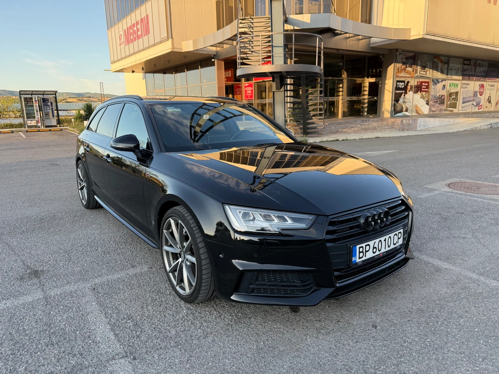 Audi A4 2.0TDI 190 Quattro S line Matrix Virtual  - изображение 2