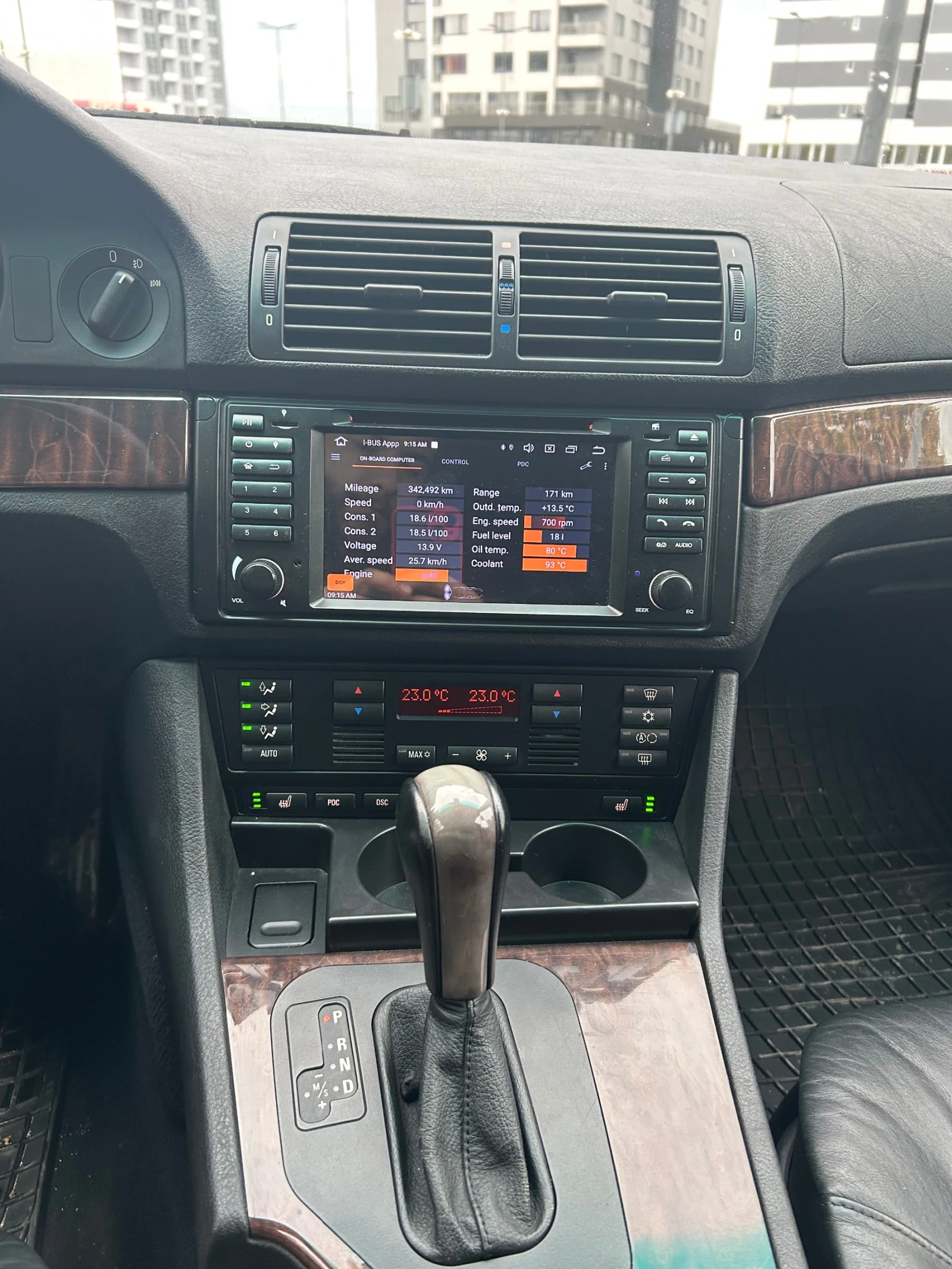 BMW 530 3.0I Exclusive - изображение 9