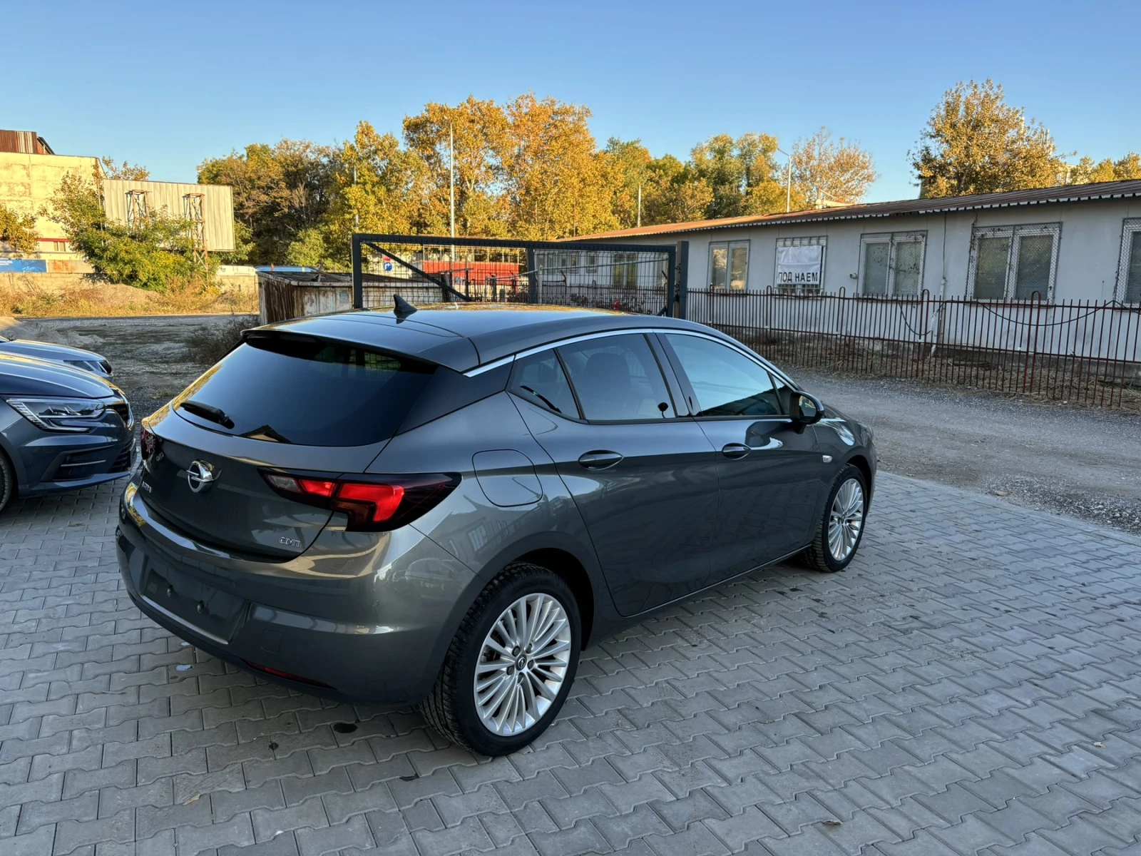 Opel Astra 1.6 CDTI INNOVATION - изображение 5