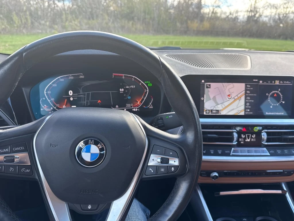 BMW 330 * xDrive * CARFAX *    | Mobile.bg   8